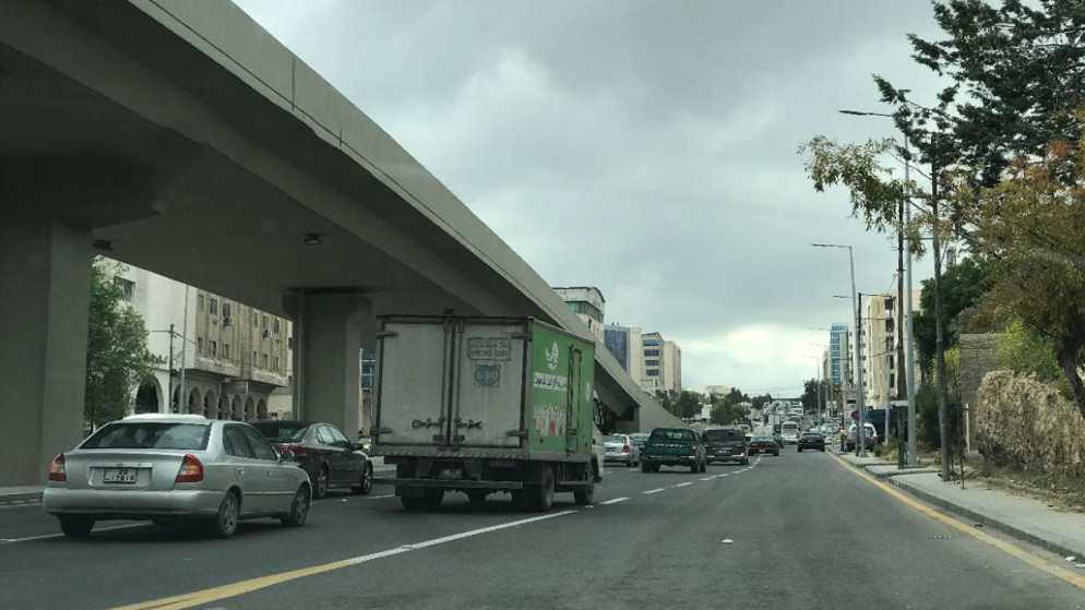 شارع رئيسي في العاصمة عمّان. (صلاح ملكاوي / المملكة)