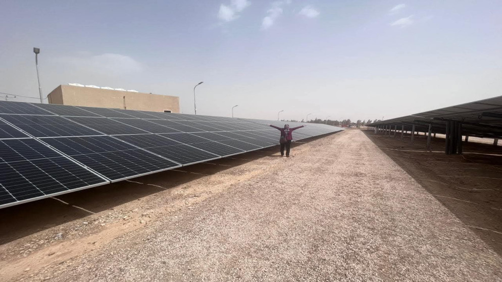 جانب من مشروع لتوليد الكهرباء من الطاقة الشمسية بتمويل من مشروع الخدمات البلدية والقدرة على التكيف الاجتماعي