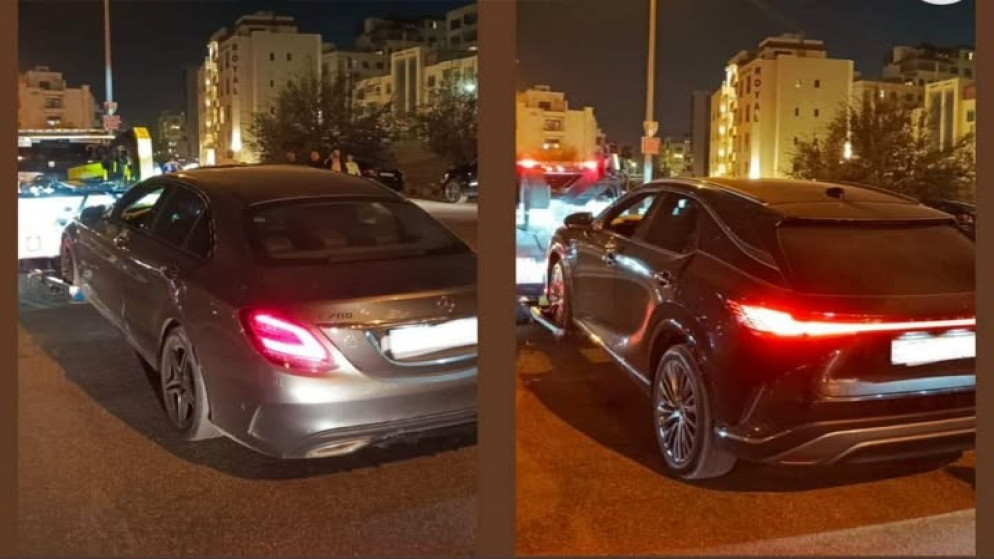 السير: ضبط مركبتين كانتا تسيران داخل ممشى شارع الستين في عمّان.