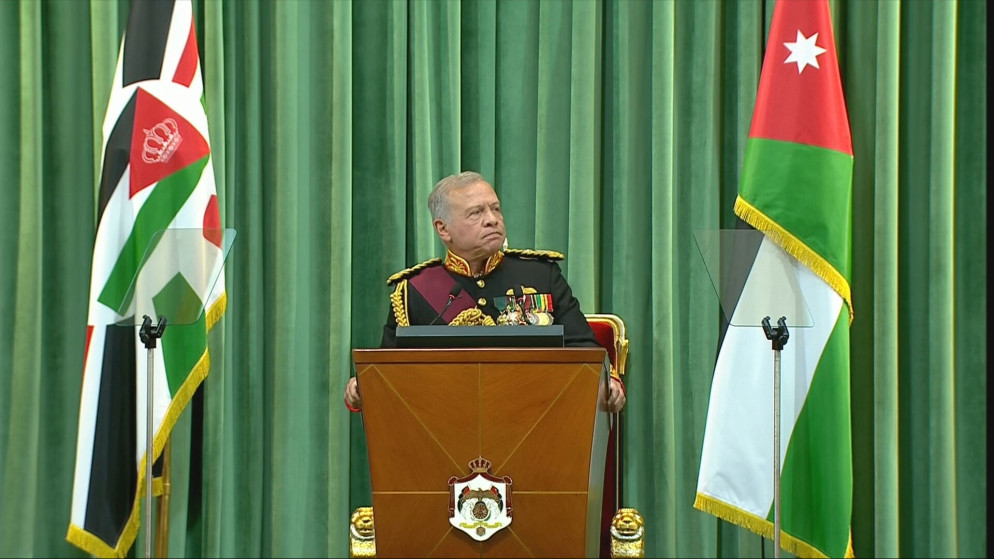 جلالة الملك عبدالله الثاني خلال افتتاح الدورة العادية الثانية لمجلس الأمة العشرين.
