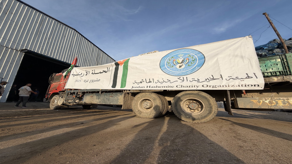 "الحملة الأردنية" توزع 1000 طرد خضراوات وفواكه على نازحين في شمال قطاع غزة وجنوبه