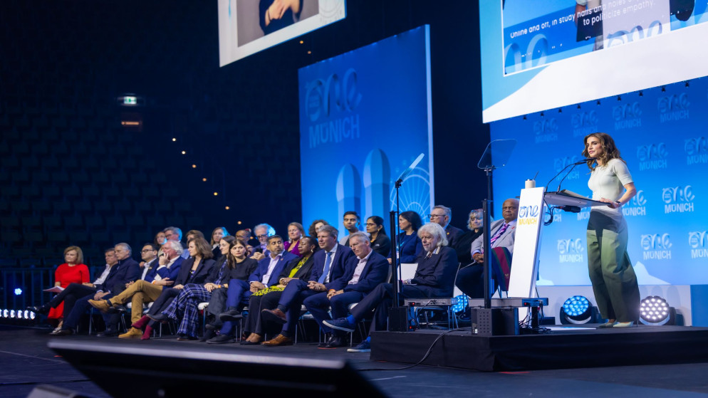 جلالة الملكة رانيا العبدالله تلقي كلمة في افتتاح قمة "عالم شاب واحد" السنوية في ميونخ. ألمانيا,