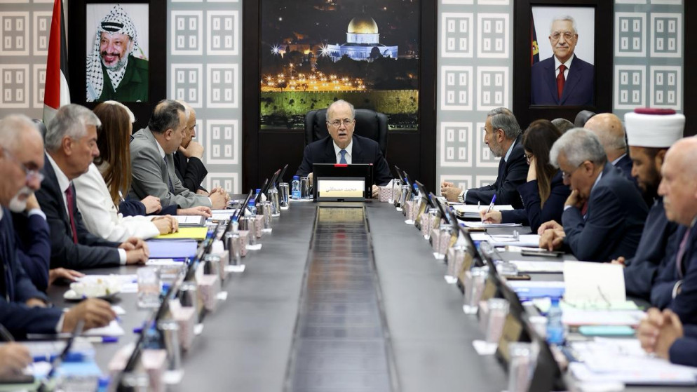 اجتماع لمجلس الوزراء الفلسطيني برئاسة محمد مصطفى.