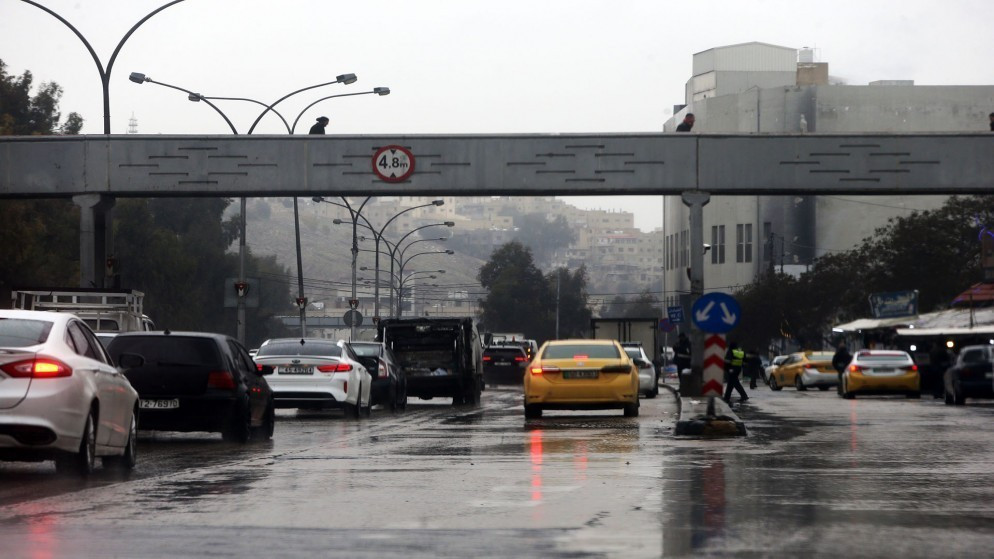 صورة أرشيفية لشارع بللته مياه الأمطار. (المملكة)