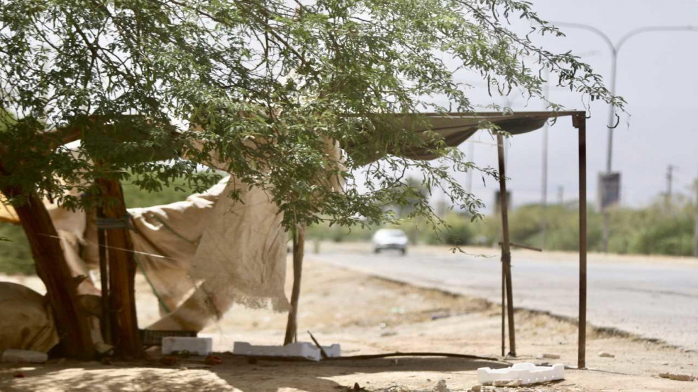 طريق قرب البحر الميت.( المملكة)