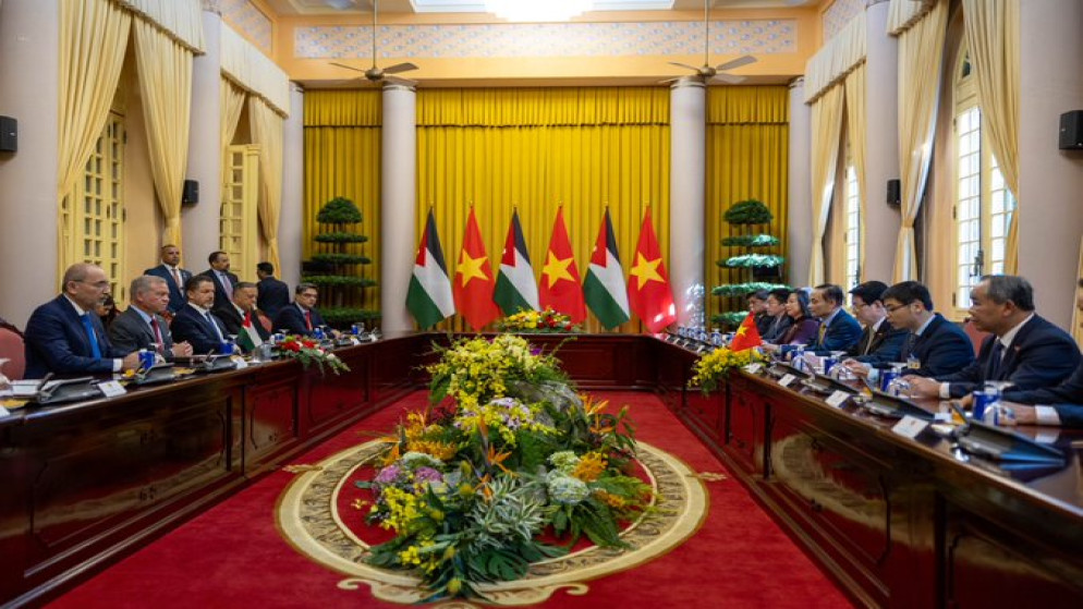 جلالة الملك عبدالله الثاني يجري محادثات مع الرئيس الفيتنامي لونغ كونغ، ركزت على العلاقات الثنائية والتطورات الإقليمية.