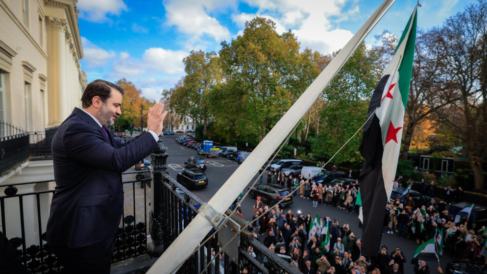 سوريا تعيد فتح سفارتها في لندن.