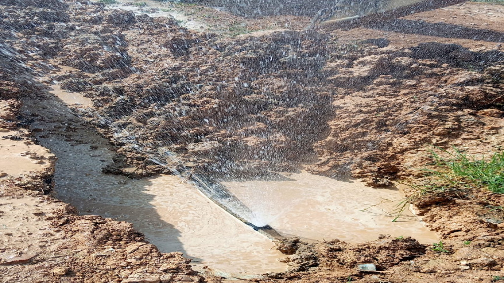 جانب من عملية الضبط. (وزارة المياه)