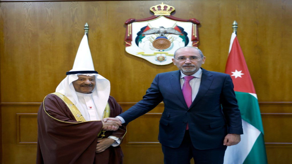 نائب رئيس الوزراء ووزير الخارجية وشؤون المغتربين أيمن الصفدي ورئيس مجلس الشورى البحريني علي بن صالح الصالح.