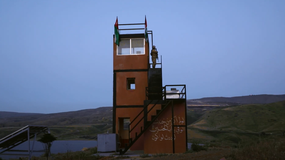 صورة أرشيفية لعسكري أردني يراقب الحدود. (المملكة)