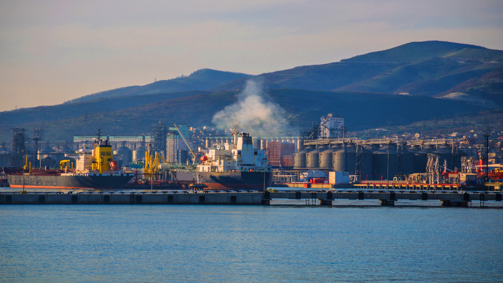 ميناء نوفوروسيسك البحري التجاري، روسيا.