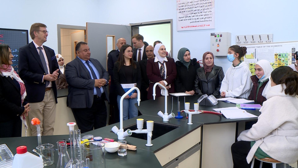 افتتاح مدرسة حي الزهور الثانوية المختلطة في مدينة المفرق