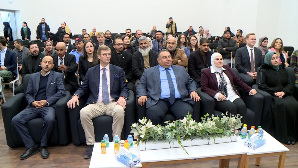 افتتاح مدرسة حي الزهور الثانوية المختلطة في مدينة المفرق