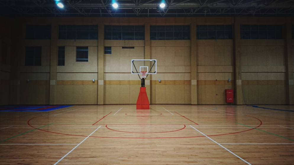 ملعب كرة سلة. (istockphoto)