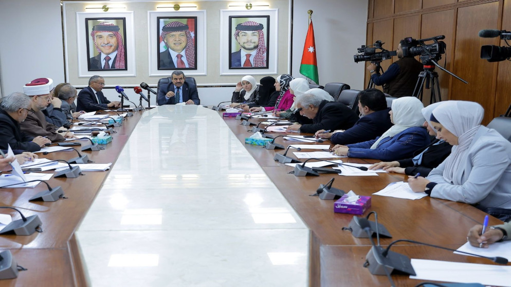 اجتماع اللجنة "النيابية المشتركة" لمناقشة مشروع قانون اللجنة الوطنية لشؤون المرأة