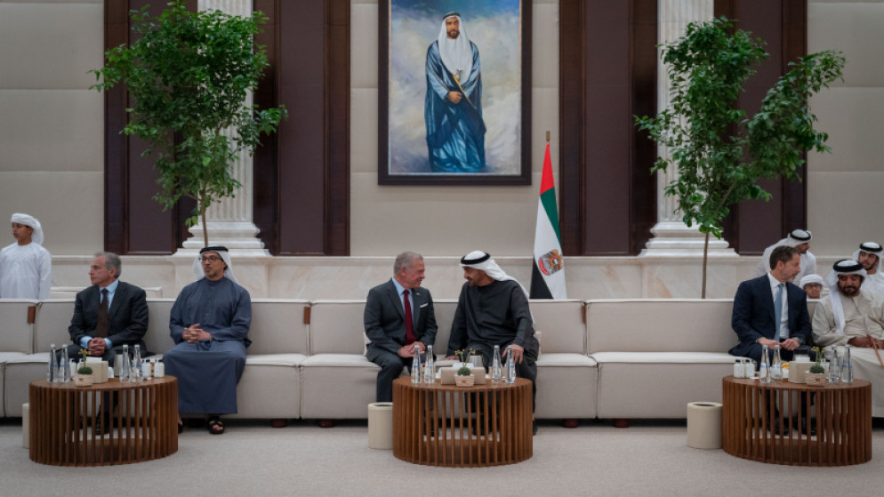 جلالة الملك عبدالله الثاني وسمو الشيخ محمد بن زايد آل نهيان، رئيس دولة الإمارات العربية المتحدة. (الديوان الملكي الهاشمي)