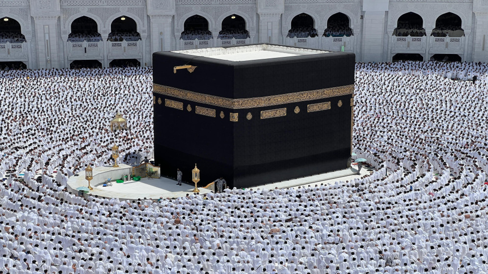 جموع المصلين في الحرم المكي الشريف.