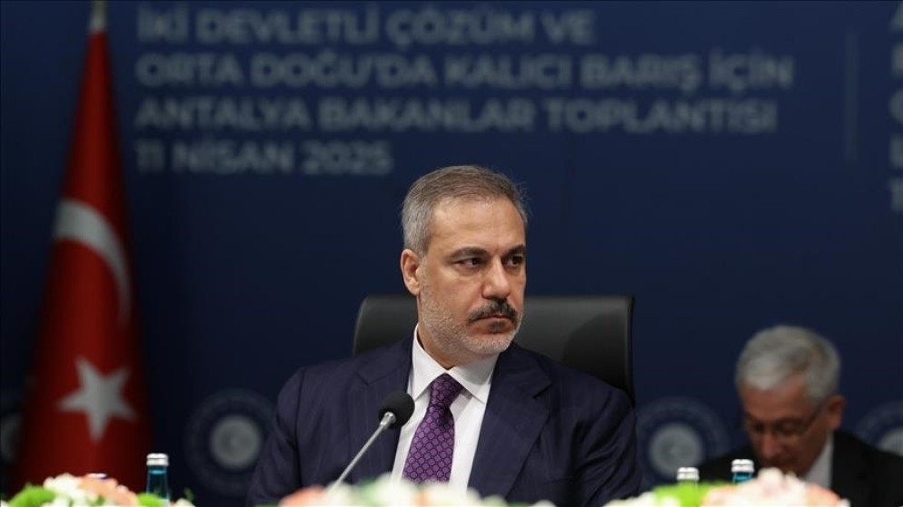 وزير الخارجية التركي هاكان فيدان خلال اجتماع اللجنة الوزارية العربية الإسلامية المكلفة بالتحرك الدولي لوقف الحرب على غزة. تركيا. 11 نيسان 2025. (الأناضول)