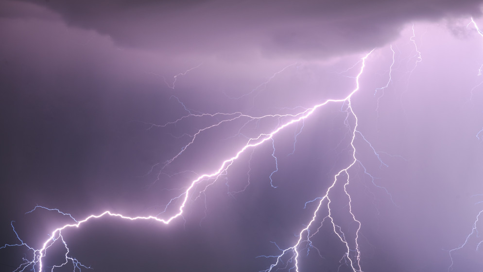 صورة تعبيرية لصاعقة رعدية. iStock