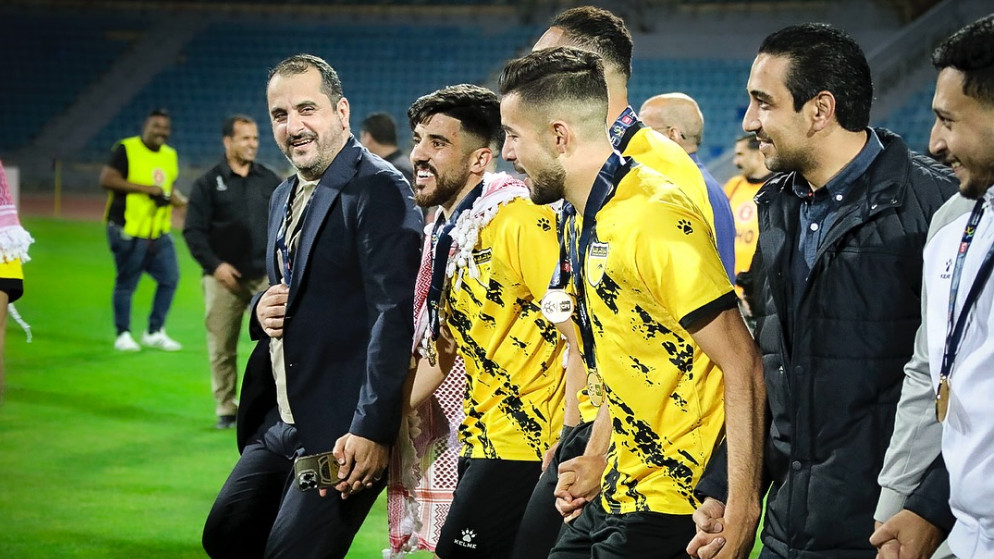 جانب من الاحتفال بدوري المحترفين. (نادي الحسين)
