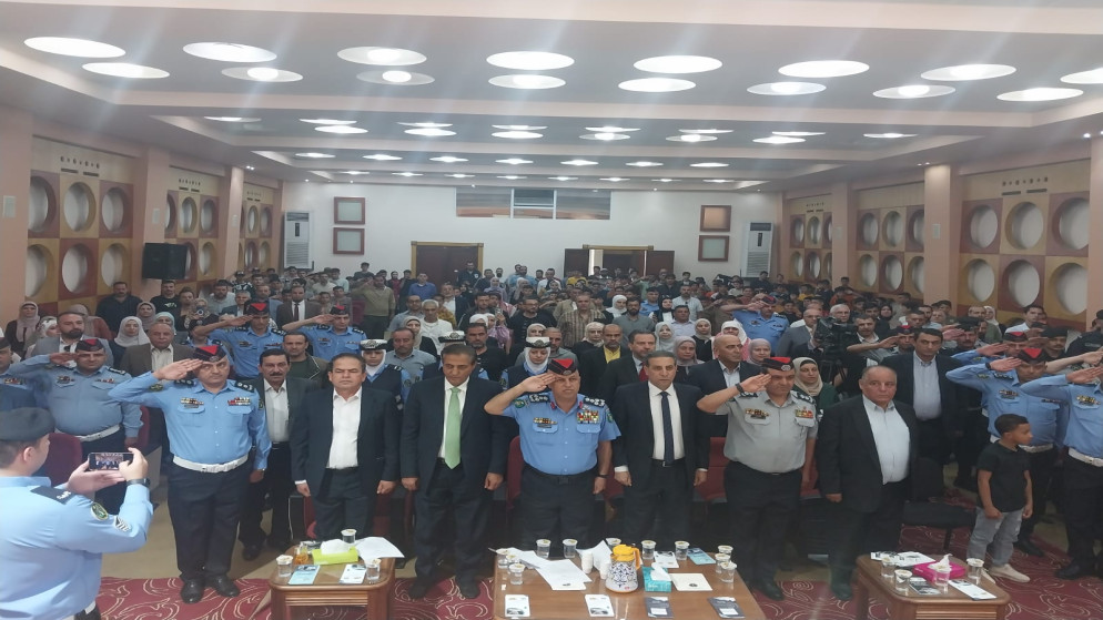احتفال محافظة جرش بيوم المرور العالمي وأسبوع المرور العربي تحت شعار " تمهل أمامك حياة".