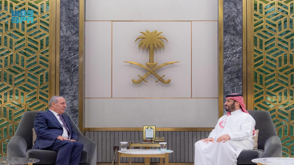 ولي العهد السعودي رئيس مجلس الوزراء، محمد بن سلمان ونائب رئيس دولة فلسطين حسين الشيخ.(واس)