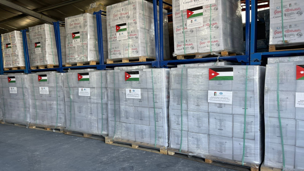 مساعدات أردنية في مستودعات الهيئة الخيرية الأردنية الهاشمية.