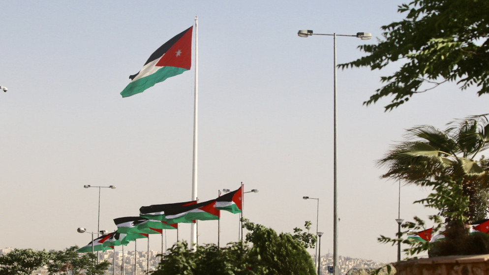 علم الأردن. (المملكة)