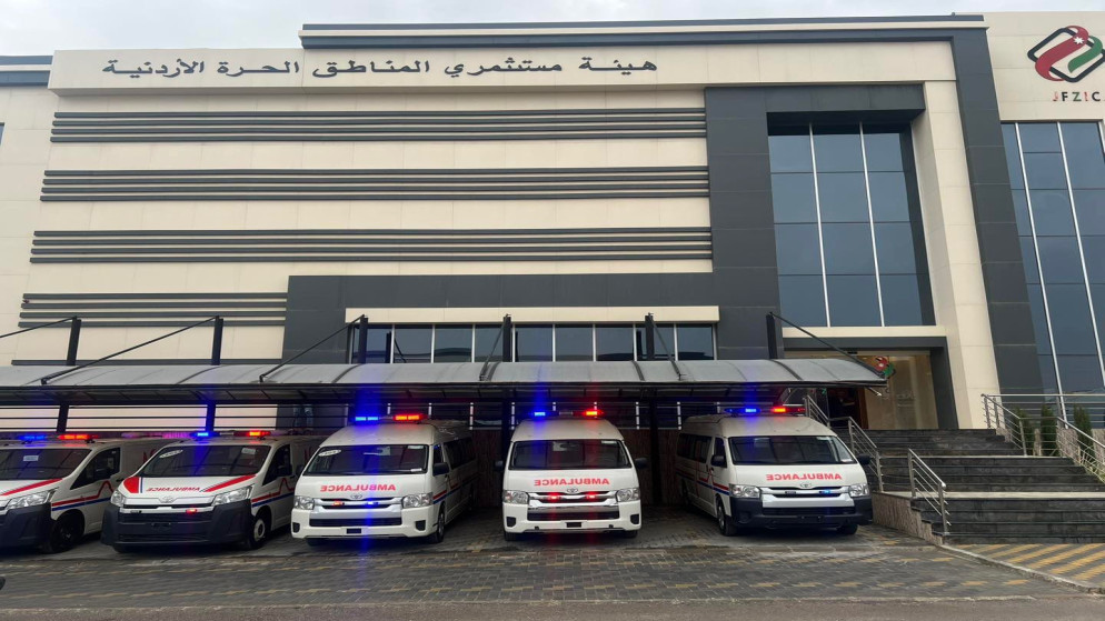 سيارة إسعاف تم التبرع بها لصالح  قطاع غزة عبر الهيئة الخيرية الأردنية الهاشمية.(هيئة مستثمري المناطق الحرة )