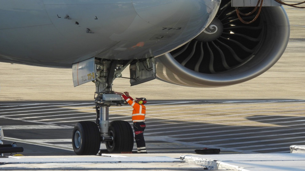 طائرة بوينغ B777-323(ER) تابعة لشركة الخطوط الجوية الأميركية.(istockphoto)