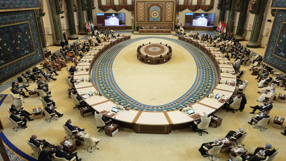 الجلسة الافتتاحية للقمة العربية الرابعة والثلاثين في بغداد، 17 مايو 2025. (أ ف ب)