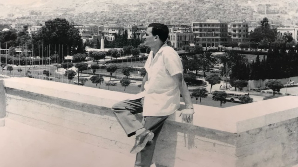 الجاسوس الإسرائيلي إيلي كوهين في سوريا في الستينيات. (مكتب رئيس الوزراء الإسرائيلي/times of Israel)
