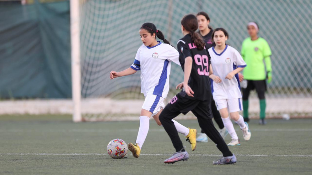 اختتام منافسات الجولة الثامنة من دوري الناشئات
