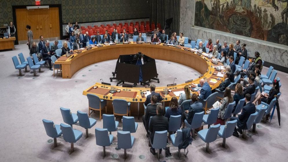 قاعة مجلس الأمن الدولي. يتشكل المجلس من 15 عضوا، منهم 5 دائمو العضوية يتمتعون بحق النقض "الفيتو". (الأمم المتحدة)