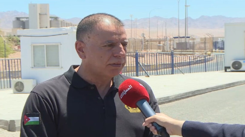 وزير الداخلية مازن الفراية خلال جولة تفقدية لمعبر الدُرّة الحدودي بين الأردن والسعودية. (المملكة)