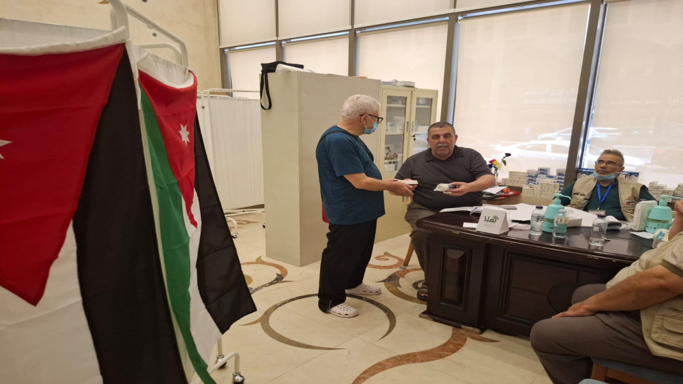 البعثة الطبية الأردنية في مكة المكرمة تعالج حاجا أردنيا. (المملكة)