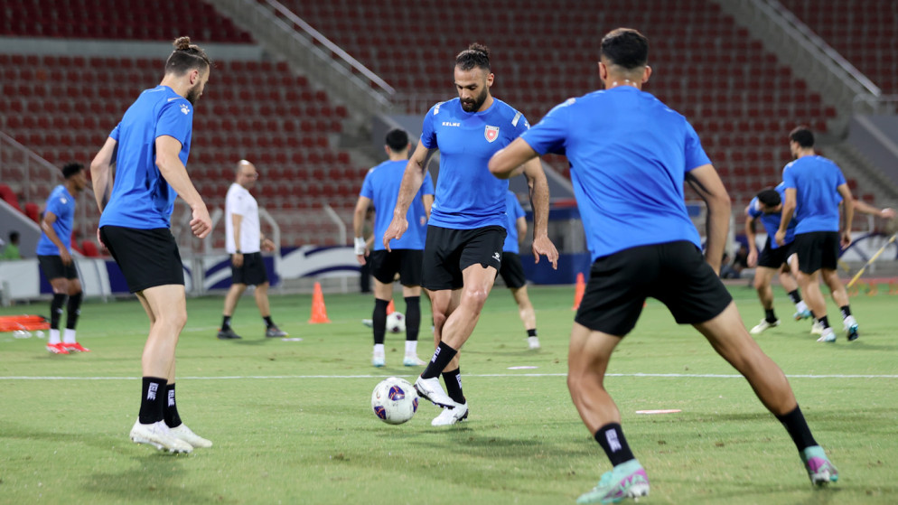 لاعبو المنتخب الوطني لكرة القدم. (الاتحاد الأردني لكرة القدم)