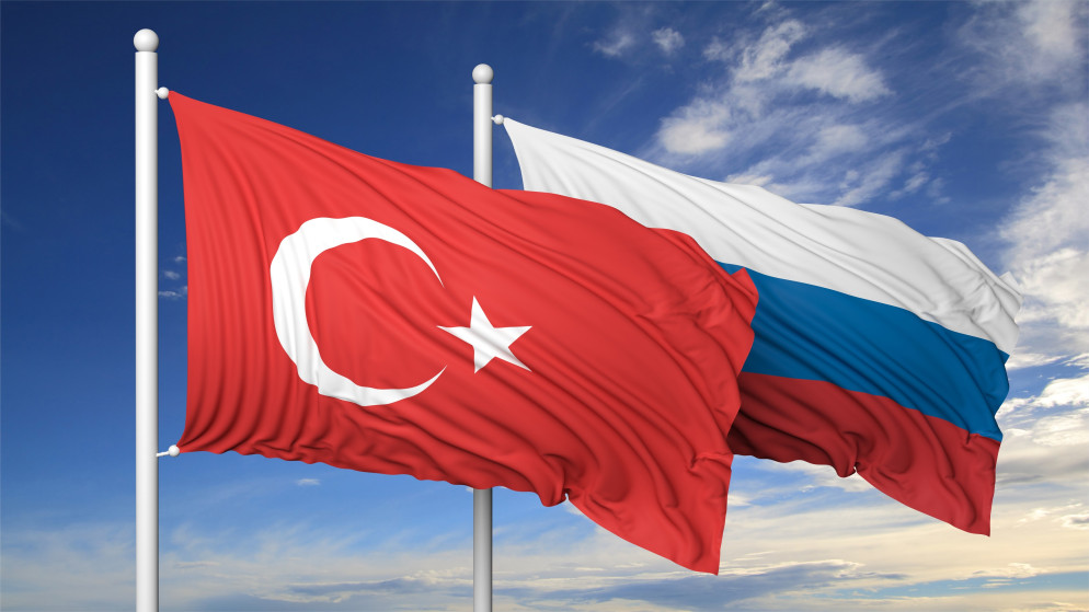 علما روسيا وتركيا. istock