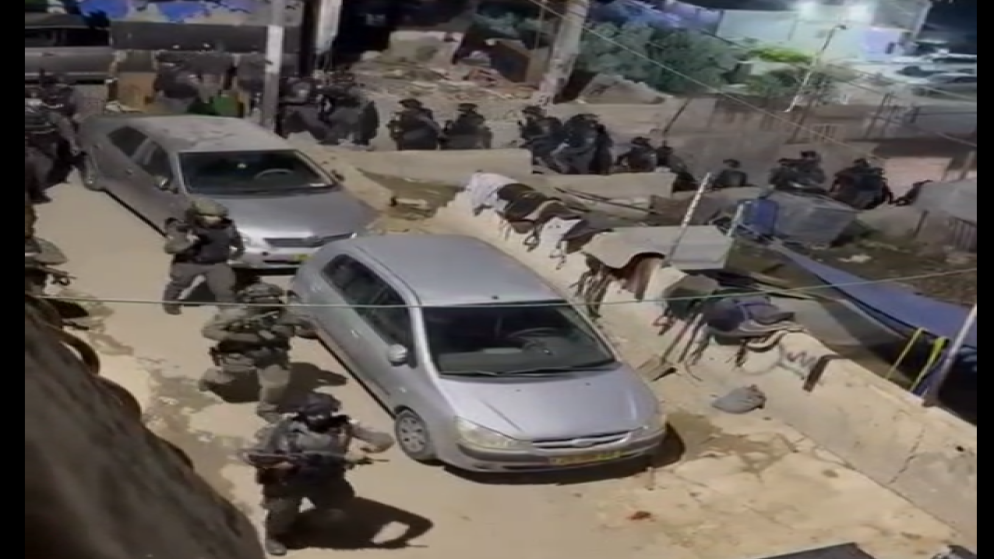 من اقتحام جنود الاحتلال لمخيم شعفاط فجر الأربعاء. (وفا)