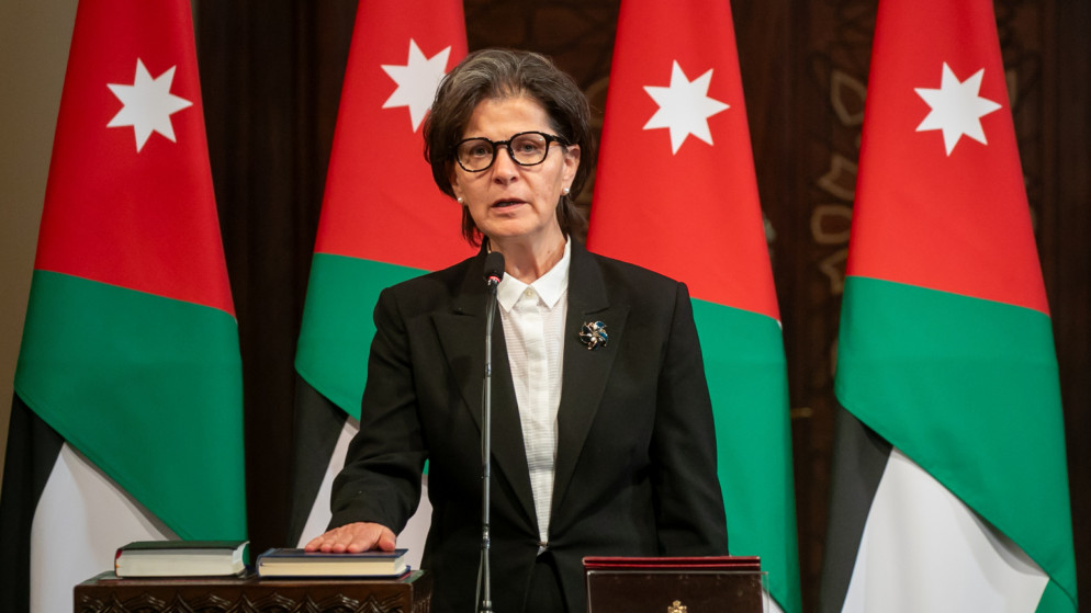 وزيرة السياحة والآثار لينا عناب
