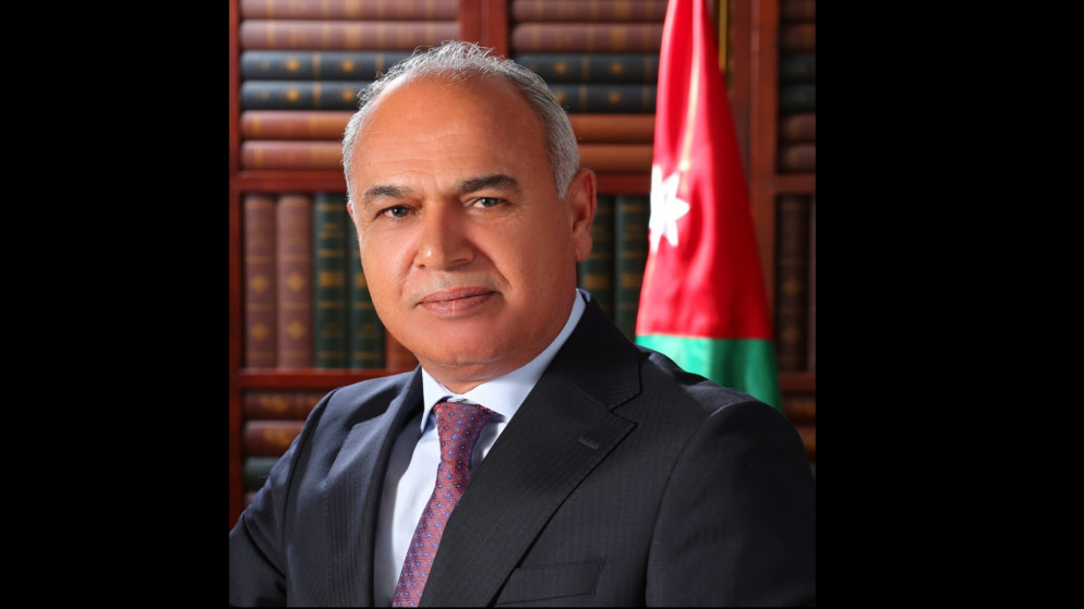 عبد الحليم محمود محمد دوجان الأمين العام لوزارة العمل