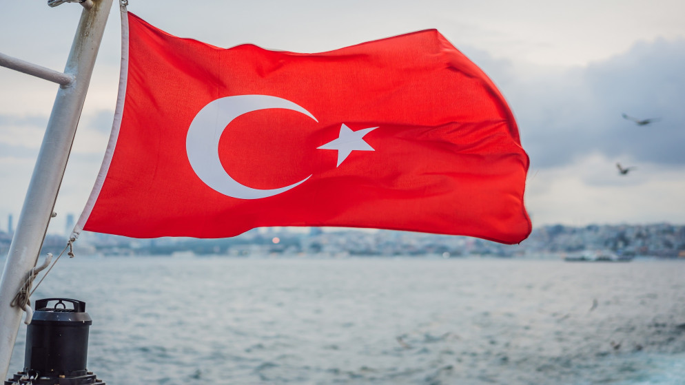 علم تركيا (istockphoto)