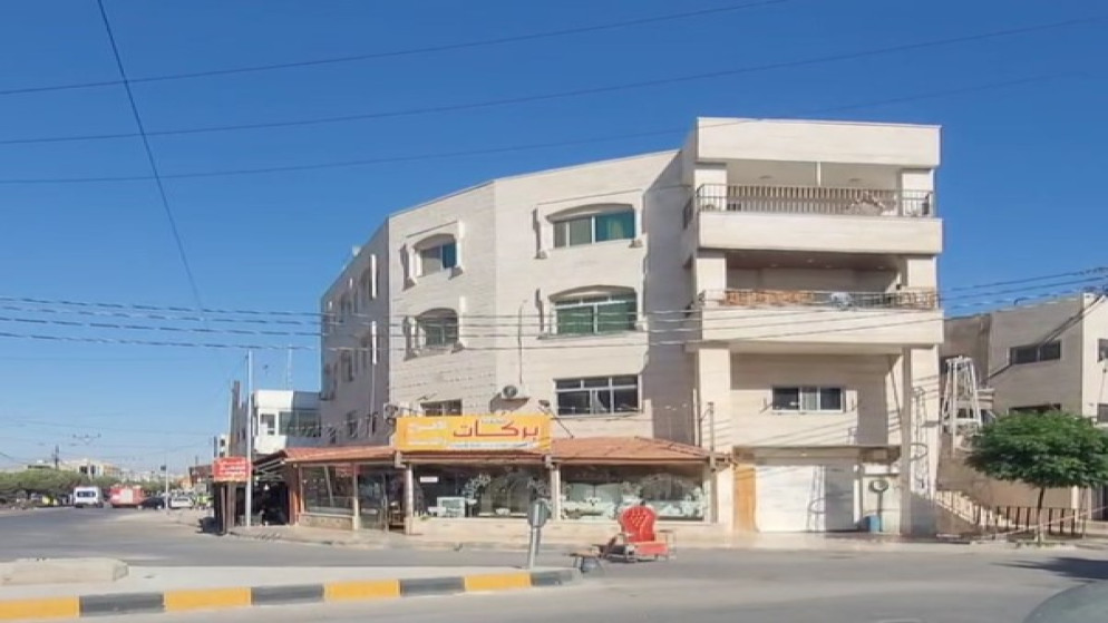 إخلاء بناية سكنية في إربد. (المملكة)