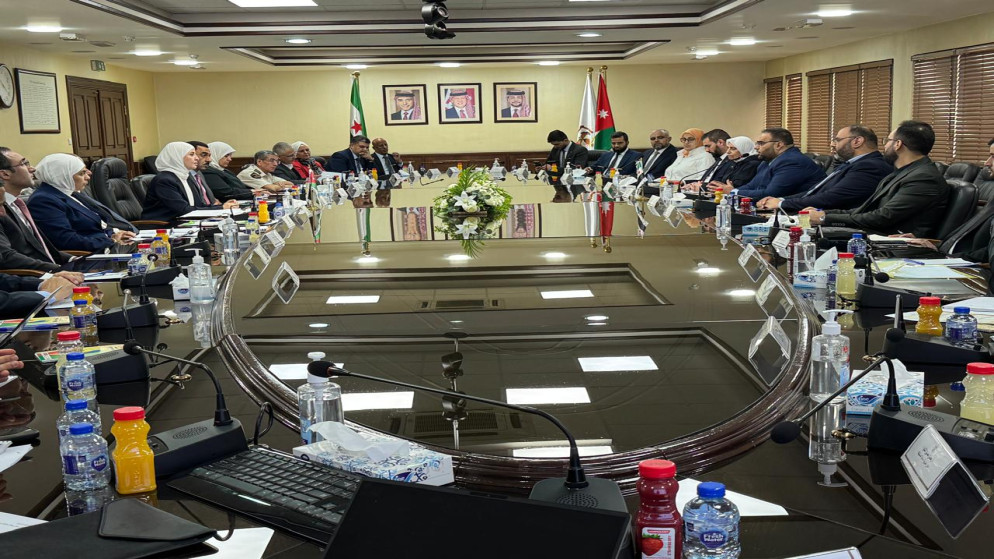جانب من اجتماعات اللجنة التحضيرية للجنة الوزارية الاقتصادية التجارية الأردنية السورية المشتركة.