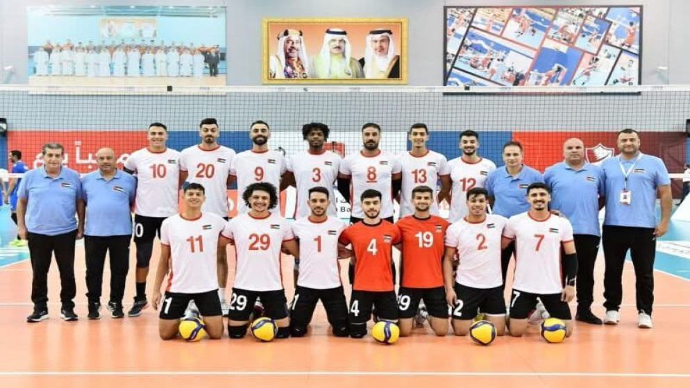 المنتخب الوطني للكرة الطائرة للرجال.