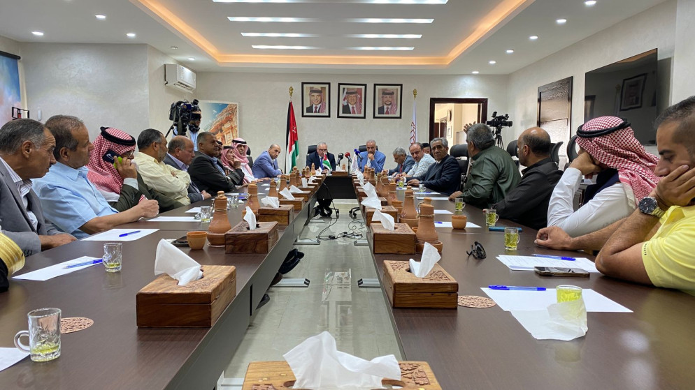 رئيس لجنة السياحة والآثار في مجلس النواب النائب وصفي حداد يلتقي ممثلي القطاع السياحي في البترا. (المملكة)