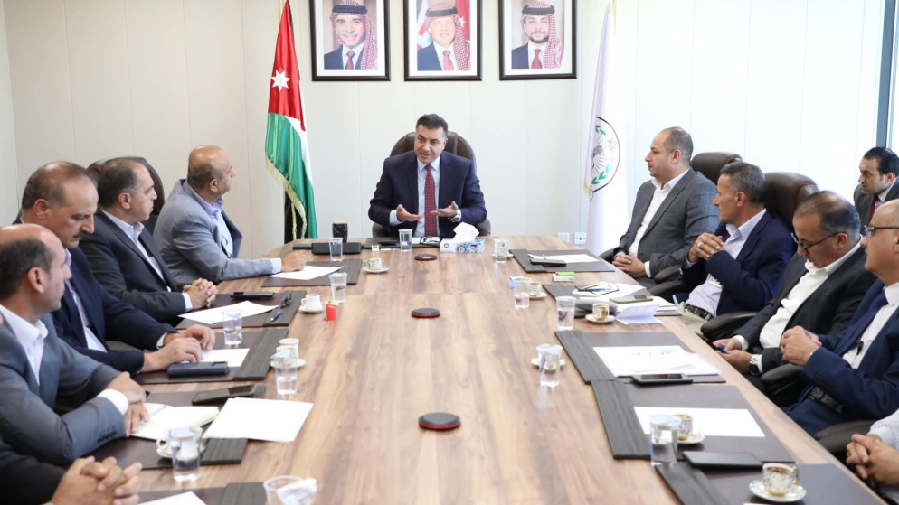 وزير الزراعة يترأس اجتماعاً لبحث تطوير استراتيجية الزراعة 2026-2033. (وزارة الزراعة)