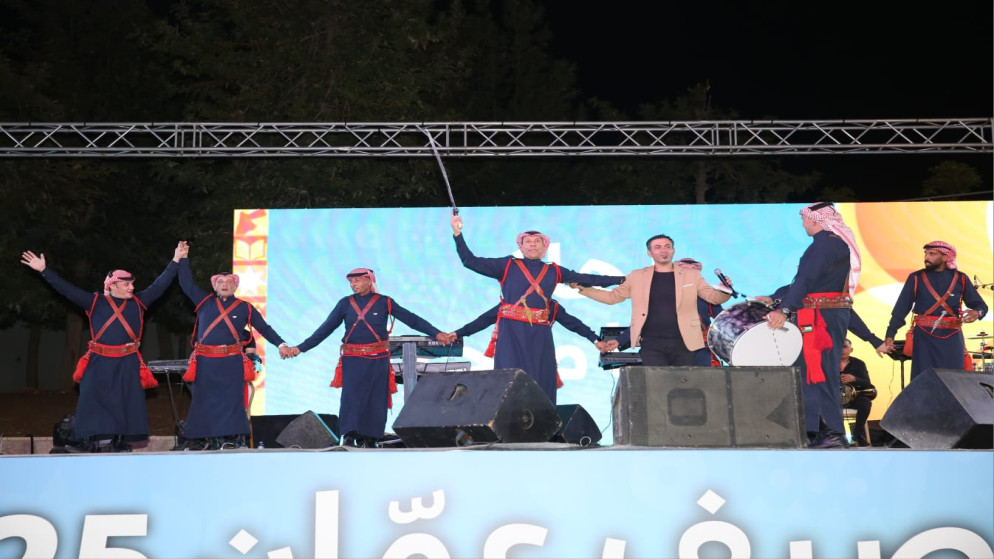 لوحات فلكلورية تراثية في الأمسية السابعة من مهرجان صيف عمّان
