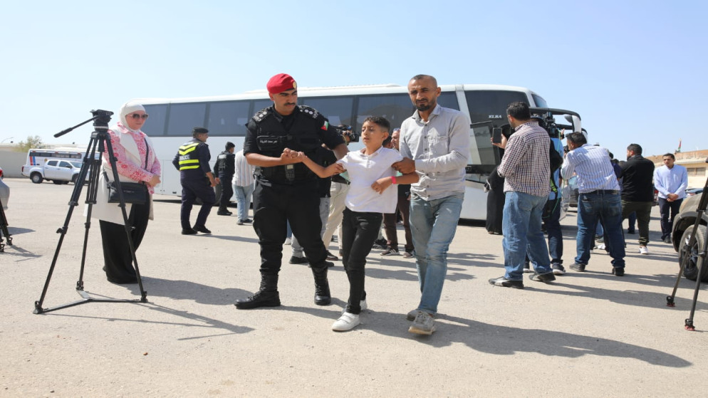 القوات المسلحة تقوم بإجلاء دفعة سابقة من أطفال غزة المرضى