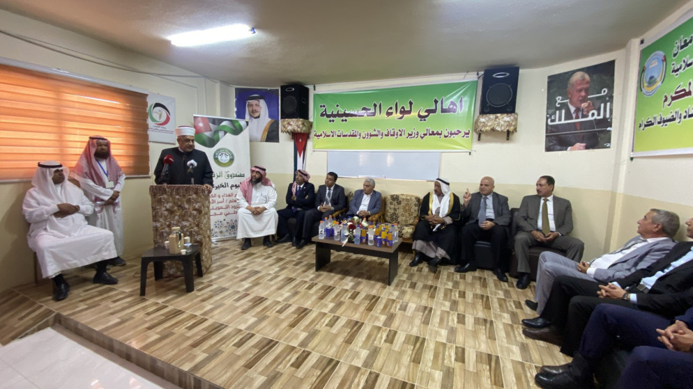 وزير الأوقاف والشؤون والمقدسات الإسلامية، رئيس مجلس إدارة صندوق الزكاة، محمد الخلايلة خلال إطلاق ملتقى الوعظ والإرشاد.. ويوم طبي مجاني في لواء الحسينية. (المملكة)